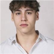 Estudiante de bachillerato, apto para dar clases de repaso a niños de primaria que necesiten ayuda en cualquier materia